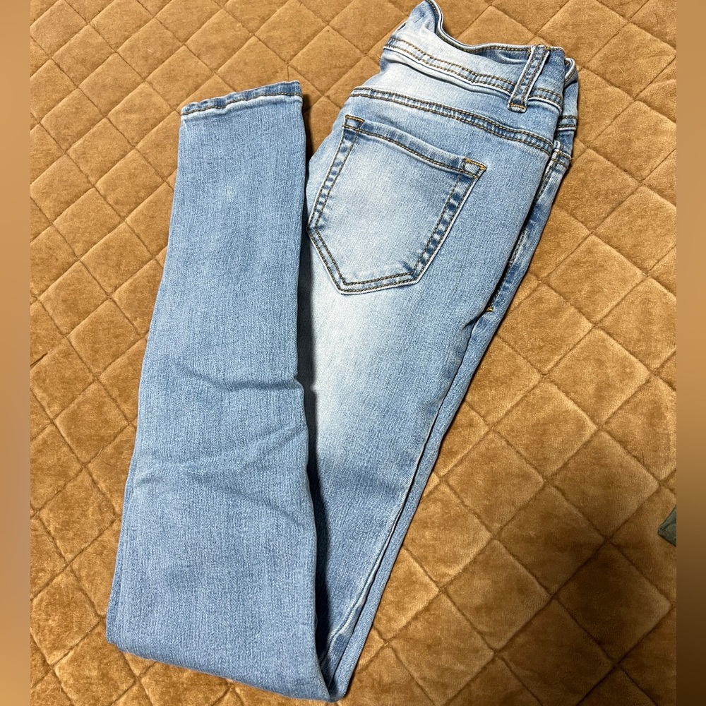 Size 00 Encore Skinny Jeans